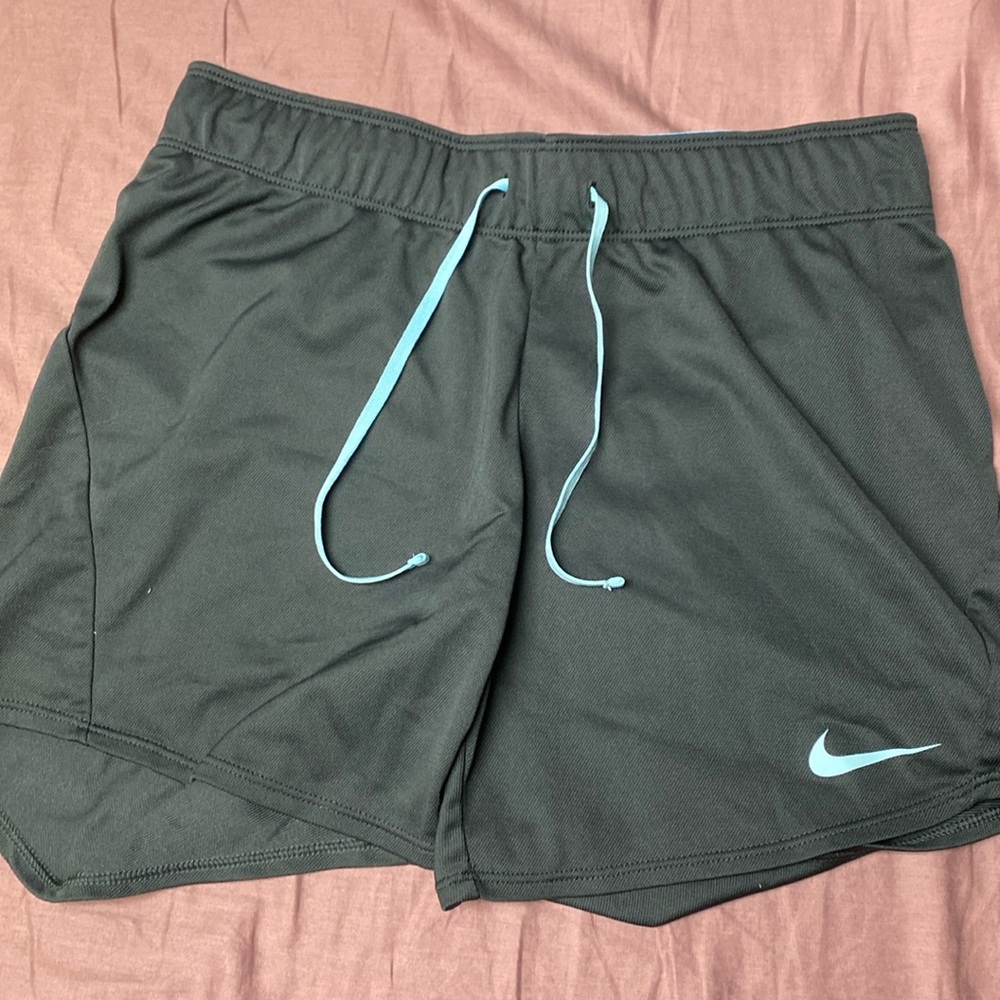 Womens X-Small Nike shorts